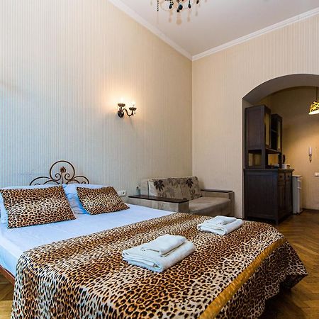 Квартира В Оренду На Копеника 12, Біля Палацу Потоцьких Lviv Luaran gambar