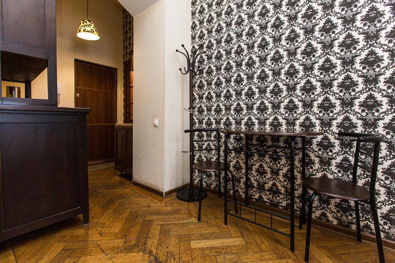 Квартира В Оренду На Копеника 12, Біля Палацу Потоцьких Lviv Luaran gambar
